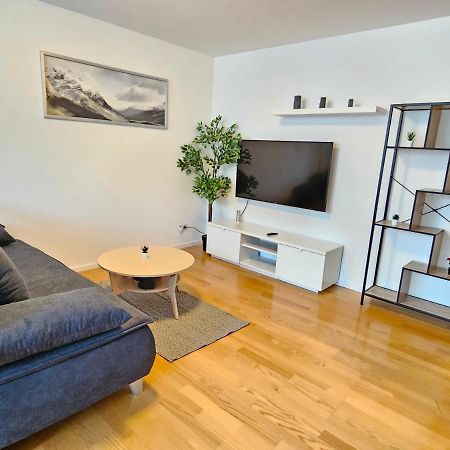 City Oasis With Brand-New Kitchen 1Br Apartment Wina Bagian luar foto