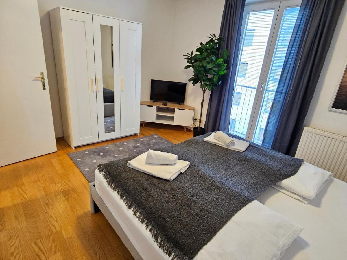City Oasis With Brand-New Kitchen 1Br Apartment Wina Bagian luar foto