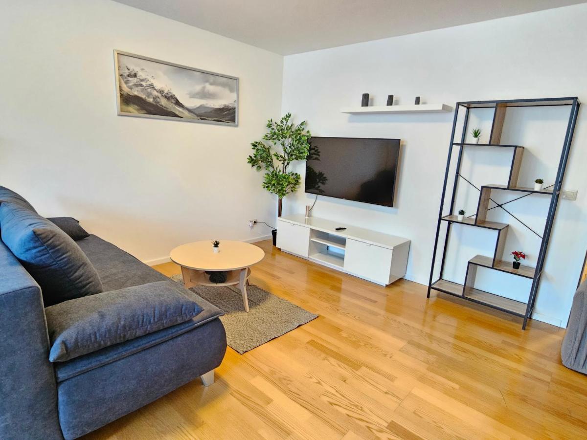 City Oasis With Brand-New Kitchen 1Br Apartment Wina Bagian luar foto